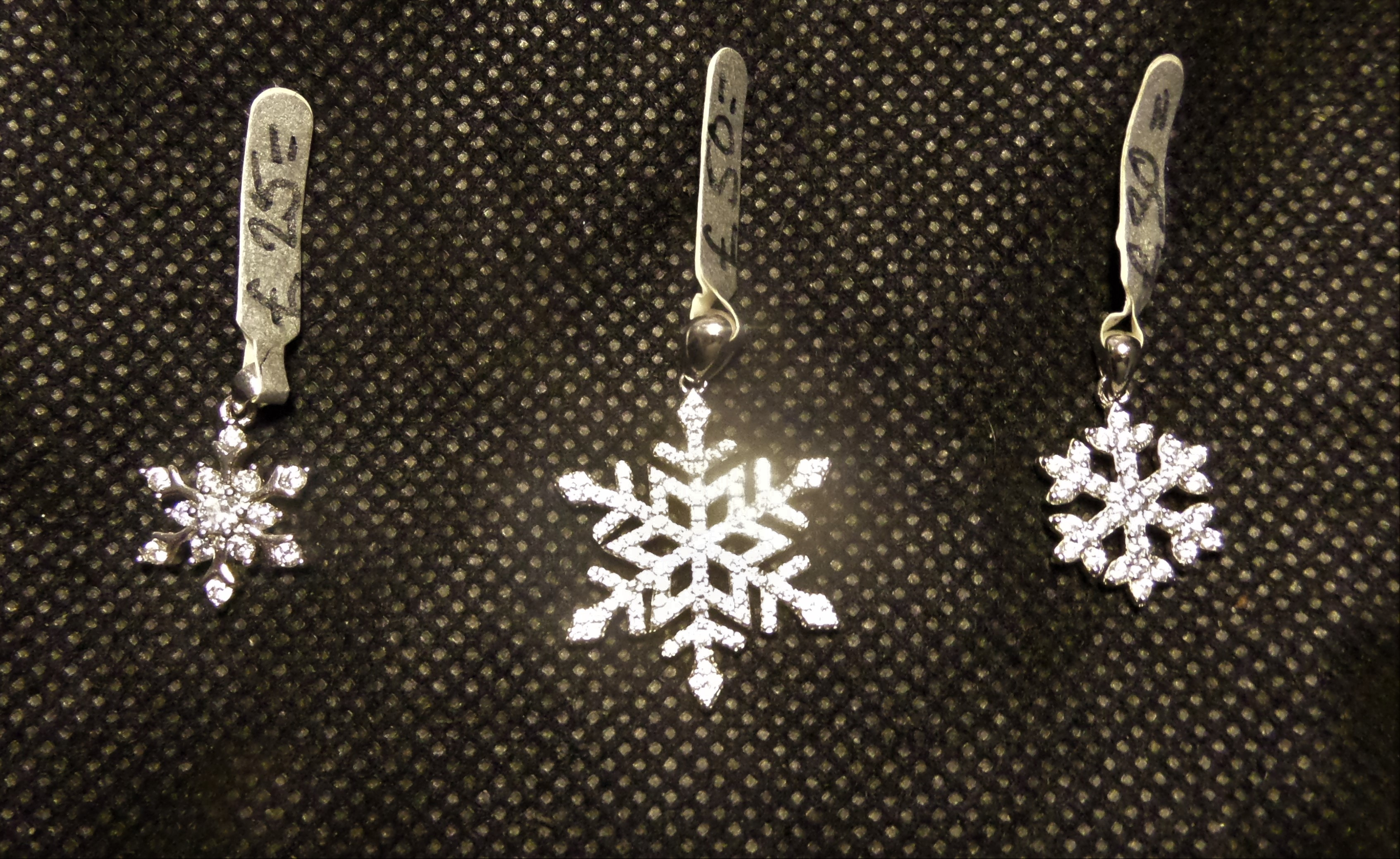 snow-flake-pendants.jpg